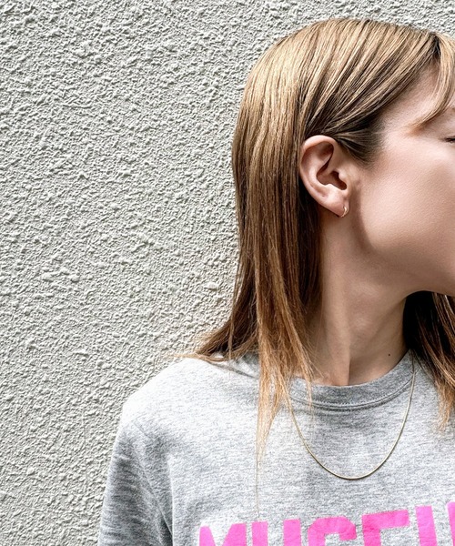 Phoebe（フィービィー）の「【シリーズ累計販売　10,000点突破！】【金属アレルギー対応】ミニフープピアス/サージカルステンレス/ジェンダーレス（ピアス（両耳用）・レディース・シルバー/イエローゴールド/ピンクゴールド・FREE）」の14枚目の写真