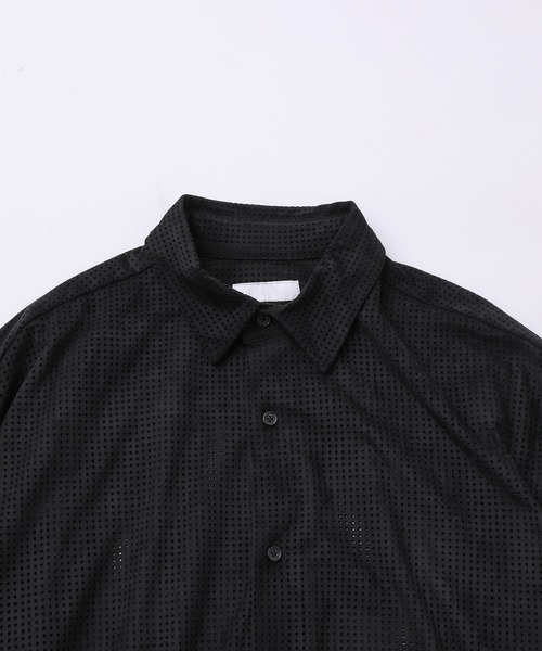 JUNRED（ジュンレッド）の「パンチングフェイクレザーシャツ（シャツ/ブラウス・メンズ・ブラック/グリーン・S/M/L）」の22枚目の写真