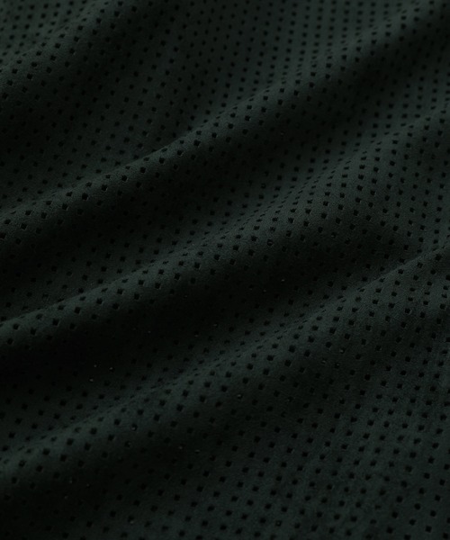 JUNRED（ジュンレッド）の「パンチングフェイクレザーシャツ（シャツ/ブラウス・メンズ・ブラック/グリーン・S/M/L）」の5枚目の写真