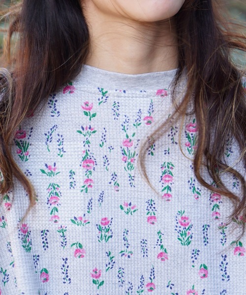 HARVESTY（ハーベスティ）の「HARVESTY/ハーベスティー × JE MORGAN/ジェーイーモーガン　TC WAFFLE FLOWER ONE PIECEワッフル小花柄ワンピース（ワンピース・レディース・グレー/オフホワイト・1/2）」の8枚目の写真