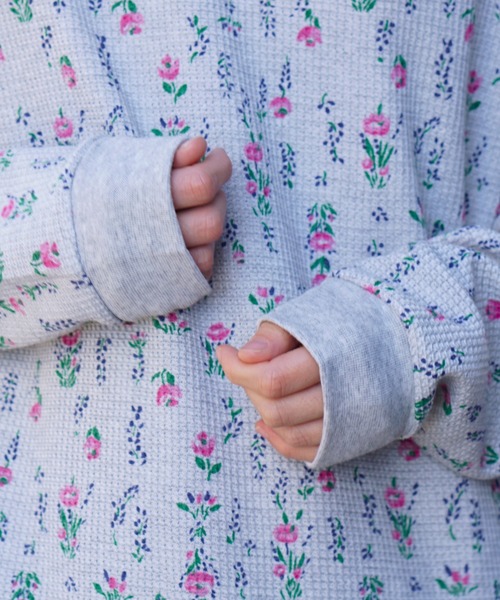 HARVESTY（ハーベスティ）の「HARVESTY/ハーベスティー × JE MORGAN/ジェーイーモーガン　TC WAFFLE FLOWER ONE PIECEワッフル小花柄ワンピース（ワンピース・レディース・グレー/オフホワイト・1/2）」の10枚目の写真