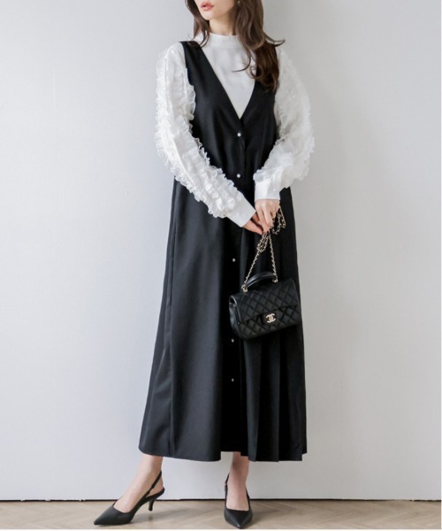 AMELY(エミリー)の「サイドプリーツジャンパースカート(ジャンパースカート・レディース・グレー/ブラック/ベージュ・フリー)」の4枚目の写真