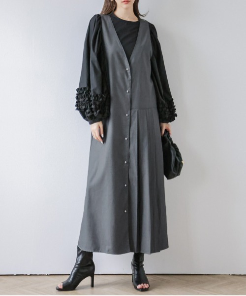 AMELY(エミリー)の「サイドプリーツジャンパースカート(ジャンパースカート・レディース・グレー/ブラック/ベージュ・フリー)」の9枚目の写真