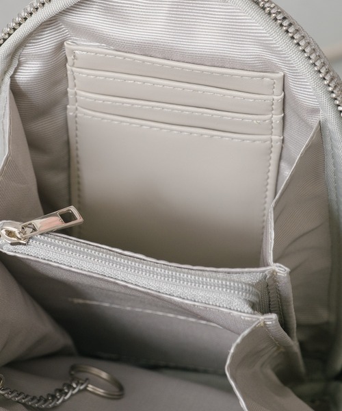 Actually（アクチュアリー）の「ラウンドスマホショルダー（ショルダーバッグ・レディース・アイボリー/グレイッシュベージュ/ブラック・フリー）」の14枚目の写真