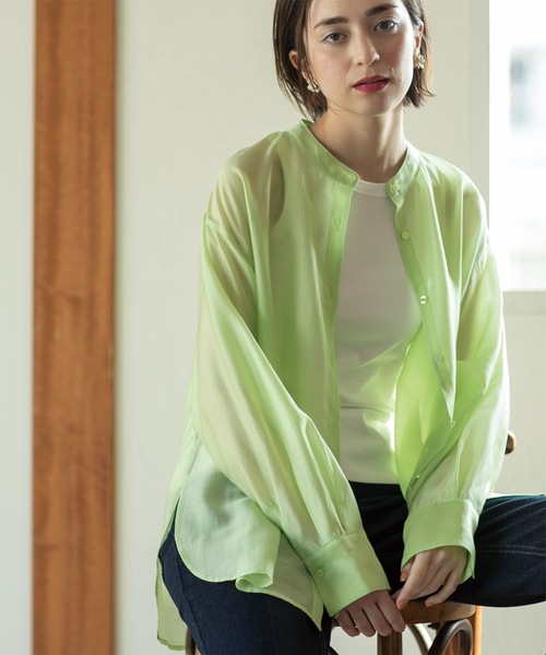 OPAQUE.CLIP（オペークドットクリップ）の「◆《VERY掲載》シアーバンドカラーシャツ【洗濯機洗い可】（シャツ/ブラウス・レディース・ダークグレー/ベージュ/スモーキーグリーン系・36/42/40/38）」の10枚目の写真