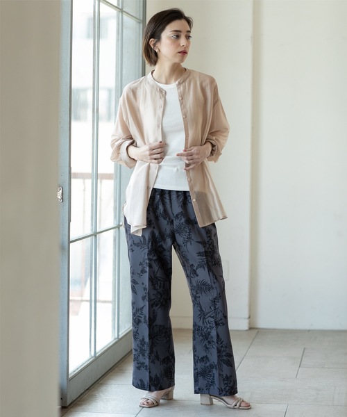 OPAQUE.CLIP（オペークドットクリップ）の「◆《VERY掲載》シアーバンドカラーシャツ【洗濯機洗い可】（シャツ/ブラウス・レディース・ダークグレー/ベージュ/スモーキーグリーン系・36/42/40/38）」の19枚目の写真