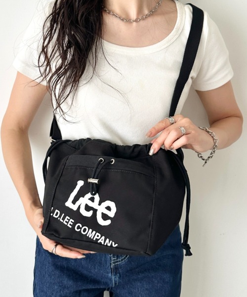 Lee（リー）の「Lee/リー BIG　ナナメプリント　ドローストリング　2WAY　巾着　ショルダー（ショルダーバッグ・レディース・ブラック/ホワイト/ホワイト×シルバー/グレー・FREE）」の3枚目の写真