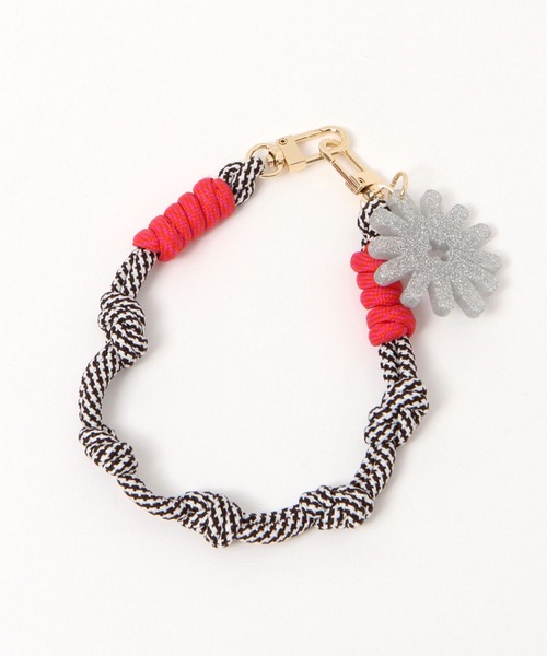 niko and...（ニコアンド）の「コードフラワーハンドストラップ（スマホグッズ・レディース・オレンジ/グリーン/ライトブルー/ブラック/ラベンダー/シャーベット/セージグリーン・0）」の8枚目の写真