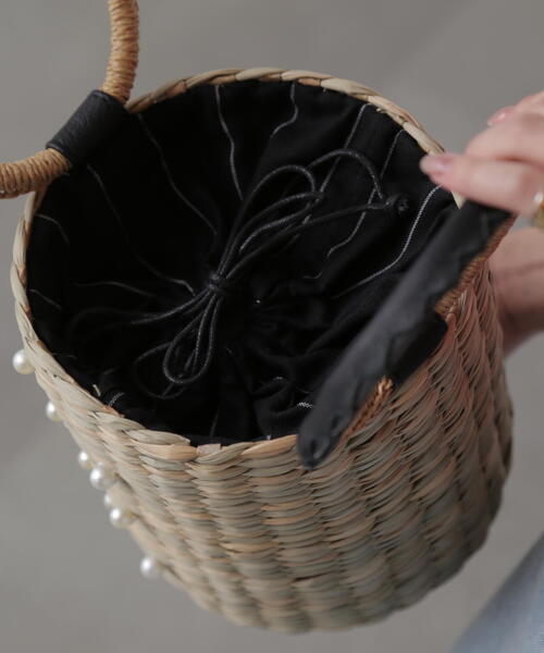FREE'S MART（フリーズマート）の「◆パール付きかごトート（かごバッグ・レディース・ブラック・ﾌﾘ-）」の5枚目の写真