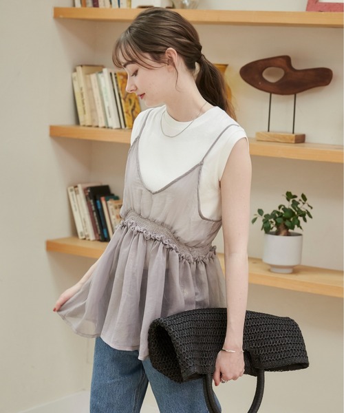 ANGIE（アンジー）の「ラメ シアー キャミソール ビスチェ（キャミソール・レディース・ライトグレー/ダークグレー・FREE）」の16枚目の写真