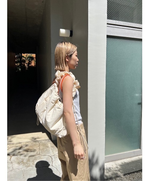 BLACK BY MOUSSY（ブラックバイマウジー）の「3way gusset bag(3ウェイガセットバック)（ショルダーバッグ・レディース・ブラック/オフホワイト/ライトグリーン・FREE）」の6枚目の写真