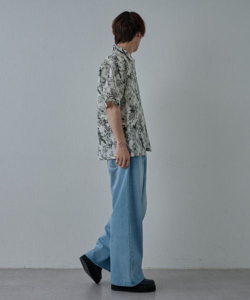 COLONY 2139（コロニートゥーワンスリーナイン）の「アーティフラワーリネンタッチ半袖シャツ（シャツ/ブラウス・メンズ・ブラック/ホワイト・MEDIUM/LARGE）」の17枚目の写真