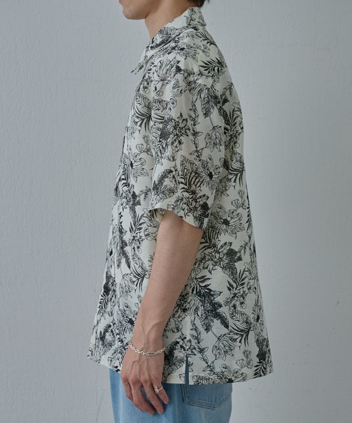 COLONY 2139（コロニートゥーワンスリーナイン）の「アーティフラワーリネンタッチ半袖シャツ（シャツ/ブラウス・メンズ・ブラック/ホワイト・MEDIUM/LARGE）」の20枚目の写真