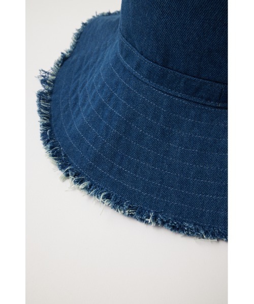 MOUSSY（マウジー）の「DENIM FRINGE SAFARI ハット（ハット・レディース・オフホワイト/ブルー・FREE）」の7枚目の写真