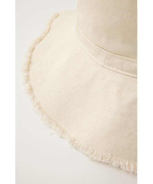 MOUSSY（マウジー）の「DENIM FRINGE SAFARI ハット（ハット・レディース・オフホワイト/ブルー・FREE）」の19枚目の写真