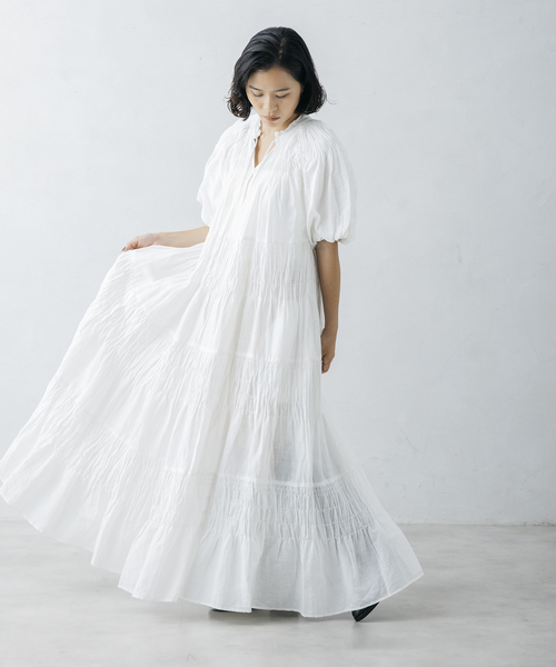 JOURNAL STANDARD(ジャーナルスタンダード)の「【nude vintage×JOURNAL STANDARD】スモッキングティアードワンピース(ワンピース・レディース・ベージュ/アイボリー/ブラック・FREE)」の12枚目の写真