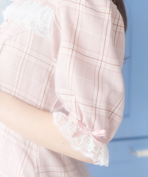 DearMyLoveRose(ディアマイラブローズ)の「ホルターネックレースフリルワンピース(ワンピース・レディース・ブルー/グレー/ブラック/ベビーピンク・MEDIUM/SMALL/3L/LL/LARGE)」の15枚目の写真
