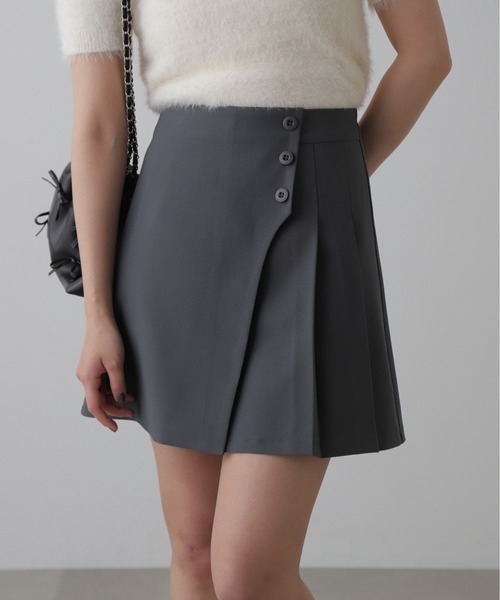 FREE'S MART（フリーズマート）の「◆サイドボタンラップミニプリーツスカート（スカート・レディース・グレー/ブラック/ベージュ・SMALL/MEDIUM）」の13枚目の写真