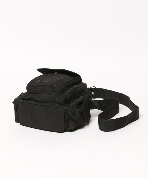 niko and...（ニコアンド）の「オリジナルマルチポケットショルダーバッグ（ショルダーバッグ・レディース・アイボリー/ブラック/グレー/ブラック系/シルバー/ホワイト系・0）」の14枚目の写真