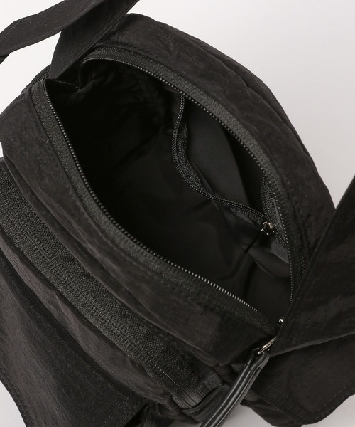 niko and...（ニコアンド）の「オリジナルマルチポケットショルダーバッグ（ショルダーバッグ・レディース・アイボリー/ブラック/グレー/ブラック系/シルバー/ホワイト系・0）」の9枚目の写真