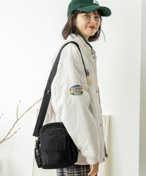 niko and...（ニコアンド）の「オリジナルマルチポケットショルダーバッグ（ショルダーバッグ・レディース・アイボリー/ブラック/グレー/ブラック系/シルバー/ホワイト系・0）」の7枚目の写真