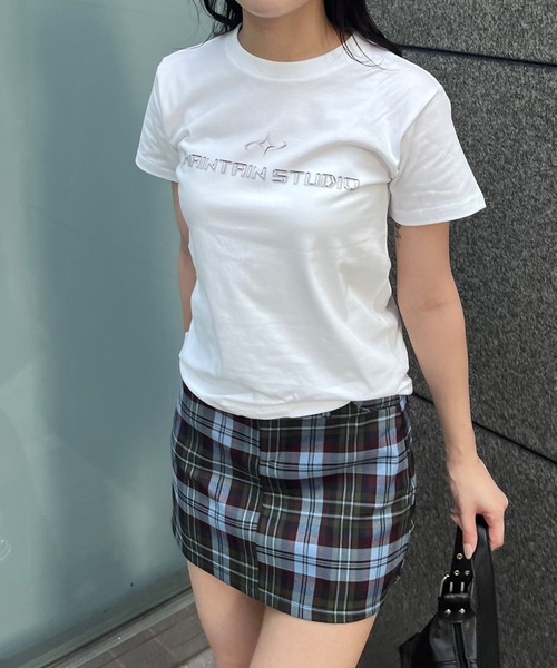 fiere(フィエール)の「メタリックデザインショート丈半袖Tシャツ(Tシャツ/カットソー・レディース・ホワイト・X-SMALL)」の6枚目の写真