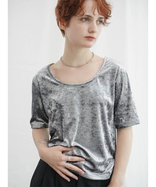 :ETHROF(イーサオブ)の「CRUSHED VELOUR TOPS(Tシャツ/カットソー・レディース・ピンク/グレー/ブラック・FREE)」の19枚目の写真