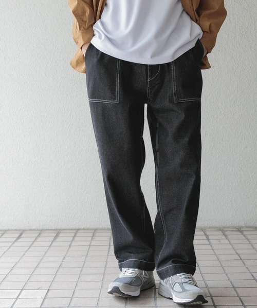 ITEMS URBANRESEARCH（アイテムズ アーバンリサーチ）の「デニム ベイカーパンツ（デニムパンツ・メンズ・ブラック/オフホワイト/ネイビー・LARGE/MEDIUM）」の6枚目の写真