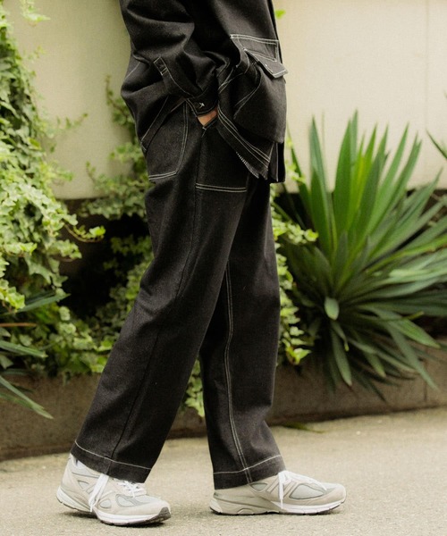 ITEMS URBANRESEARCH（アイテムズ アーバンリサーチ）の「デニム ベイカーパンツ（デニムパンツ・メンズ・ブラック/オフホワイト/ネイビー・LARGE/MEDIUM）」の15枚目の写真