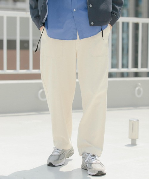 ITEMS URBANRESEARCH（アイテムズ アーバンリサーチ）の「デニム ベイカーパンツ（デニムパンツ・メンズ・ブラック/オフホワイト/ネイビー・LARGE/MEDIUM）」の21枚目の写真