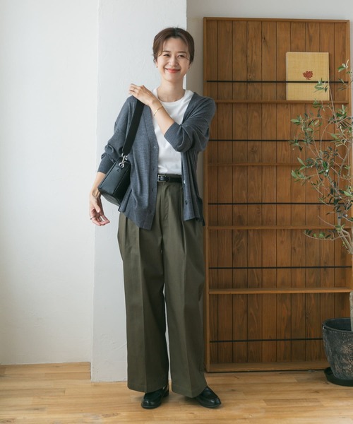 URBAN RESEARCH DOORS（アーバンリサーチドアーズ）の「ウォッシャブルウールVネックワイドカーディガン（カーディガン/ボレロ・レディース・ブルー系その他/ベージュ系その他/グレー系その他・MEDIUM）」の17枚目の写真