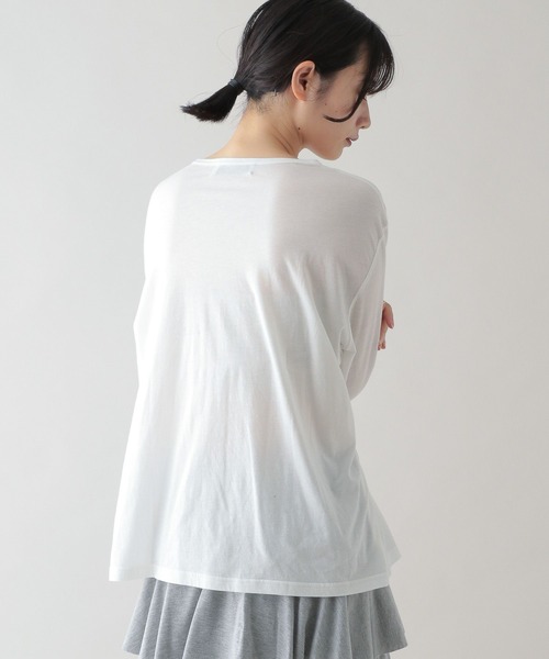 studio CLIP（スタディオクリップ）の「《natural by clip》シアーカットロングスリーブプルオーバー（Tシャツ/カットソー・レディース・ライトブルー/ブラック/ライトグレー/オフホワイト・FREE）」の7枚目の写真