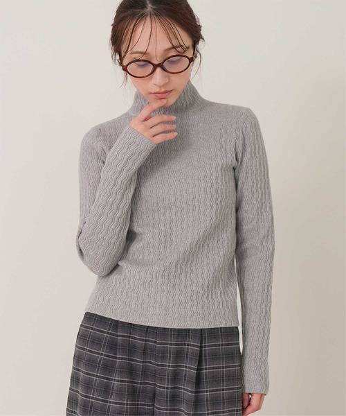 miette(ミエット)の「ハイネックジグザグリブニット(ニット/セーター・レディース・アイボリー/ブラック/グレー・FREE)」の1枚目の写真