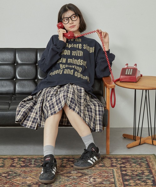 MONO-MART LADY'S(モノマートレディース)の「メッセージロゴかすれプリント ラグラン 長袖Tシャツ(Tシャツ/カットソー・レディース・オートミール/スミクロ/ネイビー/アイボリー・FREE)」の6枚目の写真