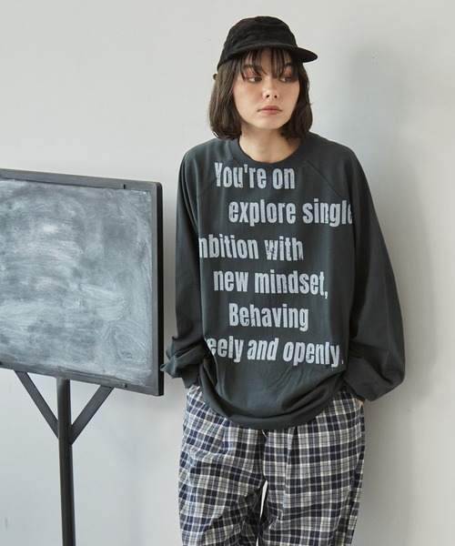 MONO-MART LADY'S(モノマートレディース)の「メッセージロゴかすれプリント ラグラン 長袖Tシャツ(Tシャツ/カットソー・レディース・オートミール/スミクロ/ネイビー/アイボリー・FREE)」の15枚目の写真