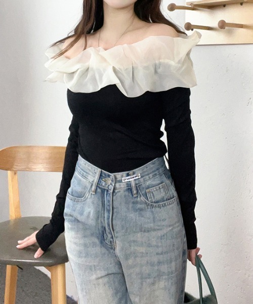 gossip！ロサンゼルス（ゴシップロサンゼルス）の「Y2K フリルオフショルプルオーバー（Tシャツ/カットソー・レディース・ブラック・FREE）」の5枚目の写真