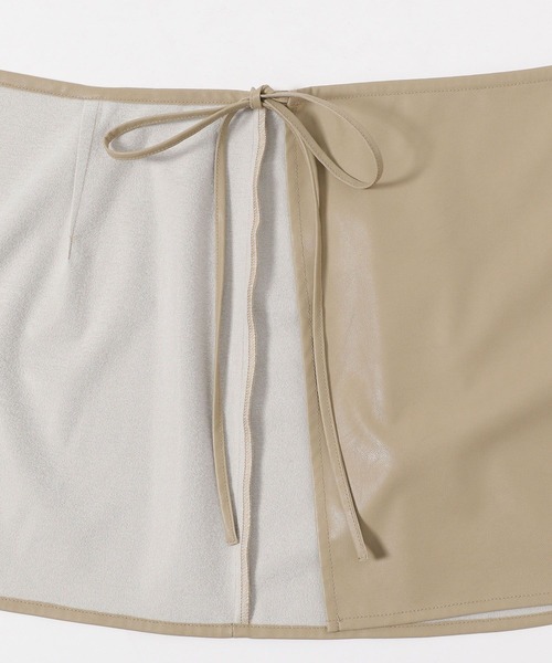 mysty woman（ミスティウーマン）の「エコレザーミニラップスカート 152020（スカート・レディース・ベージュ/ブラック・FREE）」の14枚目の写真