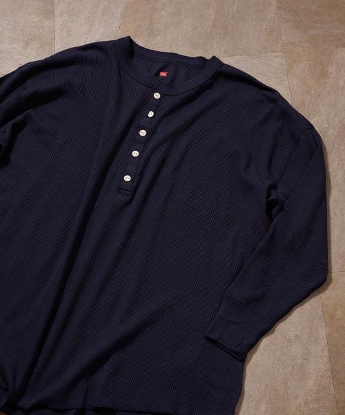 ＪＵＧＬＡＮＳ（ユグランス）の「【Hanes/ヘインズ】HW4-A502 HENLYNECK/ヘンリーネック/ロングスリーブ/ワッフル/フリーサイズ/レディース（Tシャツ/カットソー・レディース・オフホワイト/グレー/ブラック/ネイビー・FREE）」の4枚目の写真