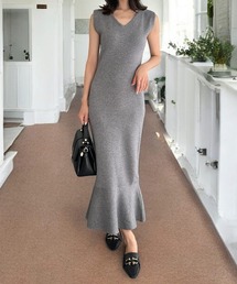 vネックワンピ 秋」に該当するグレー/灰色系のレディースファッション