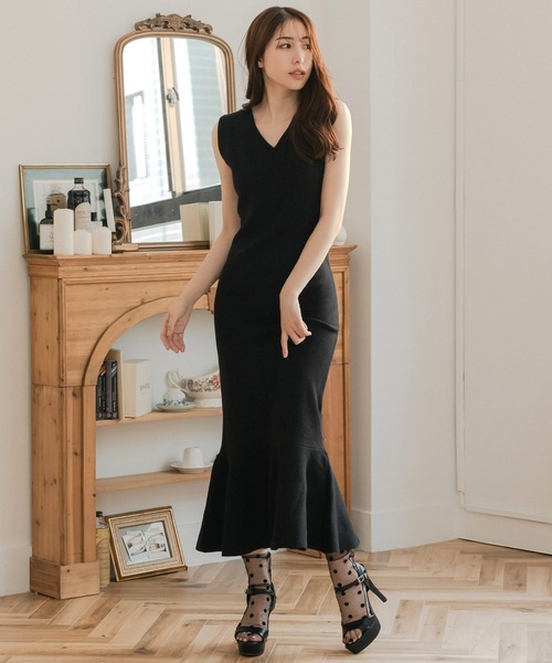 Julia Boutique（ジュリアブティック）の「選べるミディアム丈・ロング丈 Vネック ノースリーブ マーメイドニットワンピース（ワンピース・レディース・ブラック系1/グレー系1/ワイン系1/アイボリー系1/グレー系2/アイボリー系2/ブラック系2/ワイン系2・ONE）」の14枚目の写真
