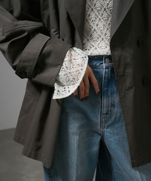 SALON adam et rope'(サロン アダム エ ロペ)の「【WEB限定】ショートトレンチジャケット(トレンチコート・レディース・キャメル/チャコールグレー・FREE)」の13枚目の写真