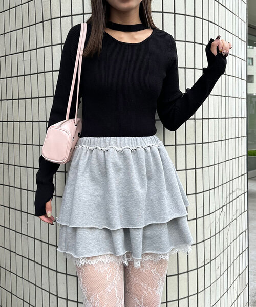 CIAOPANIC（チャオパニック）の「スウェットレースティアードミニスカート（スカート・レディース・アイボリー/チャコールグレー/グレー・ONE SIZE）」の3枚目の写真