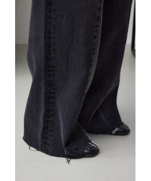 AZUL by moussy（アズールバイマウジー）の「AZUL DENIM 切替パターンワイドデニム（デニムパンツ・レディース・ブラック/ブルー・MEDIUM/SMALL）」の12枚目の写真