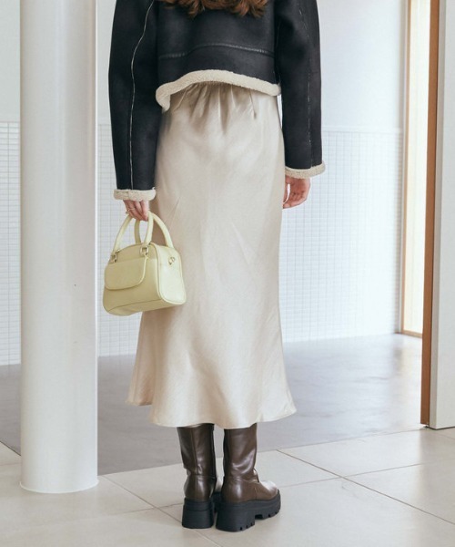 archives（アルシーヴ）の「シャイニーナロースカート（スカート・レディース・グレー/アイボリー/ブラック・MEDIUM）」の6枚目の写真