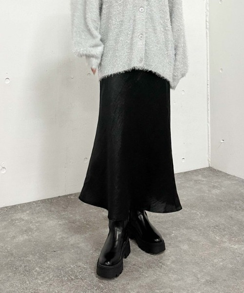 archives（アルシーヴ）の「シャイニーナロースカート（スカート・レディース・グレー/アイボリー/ブラック・MEDIUM）」の12枚目の写真