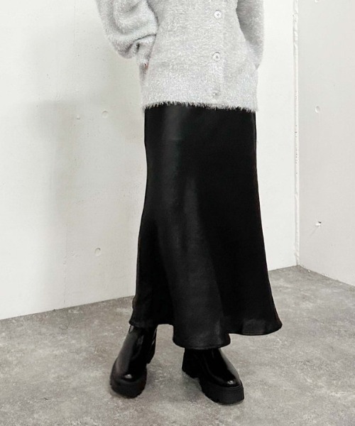 archives（アルシーヴ）の「シャイニーナロースカート（スカート・レディース・グレー/アイボリー/ブラック・MEDIUM）」の13枚目の写真