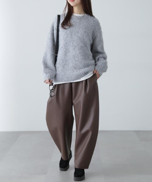 FREE'S MART（フリーズマート）の「◆合皮タックカーヴィーパンツ（その他パンツ・レディース・ブラウン/ブラック・SMALL/MEDIUM）」の5枚目の写真