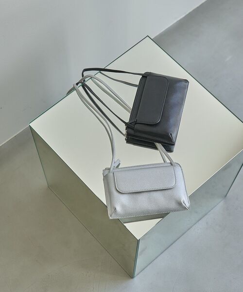 AMERICAN HOLIC(アメリカンホリック)の「ウォレットショルダーBAG(ショルダーバッグ・レディース・シルバー/ブラック・FREE)」の9枚目の写真