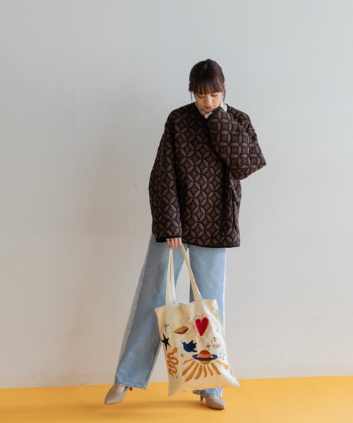 AMERICAN RAG CIE（アメリカンラグシー）の「LEIN キルトジャケット（ノーカラージャケット・レディース・ブラウン/サーモンピンク・FREE）」の8枚目の写真