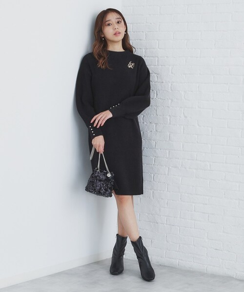 index（インデックス）の「◆《5color》ブローチ付き 畦編みニットワンピース【洗濯機洗い可】（ワンピース・レディース・ブラック系7/ベージュ/ネイビー/ライトグレー/サックスブルー系7・00）」の21枚目の写真